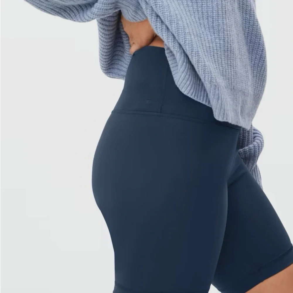 Everlane The Perform Bike Short Atlantic Navy Blue XXL - Picture 2 of 7